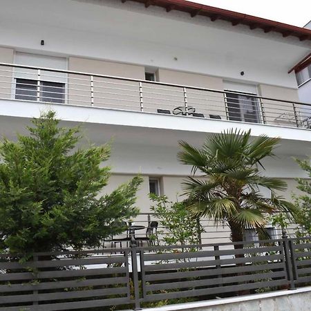 Davidana Deluxe Apartments Nea Kallikrateia Esterno foto